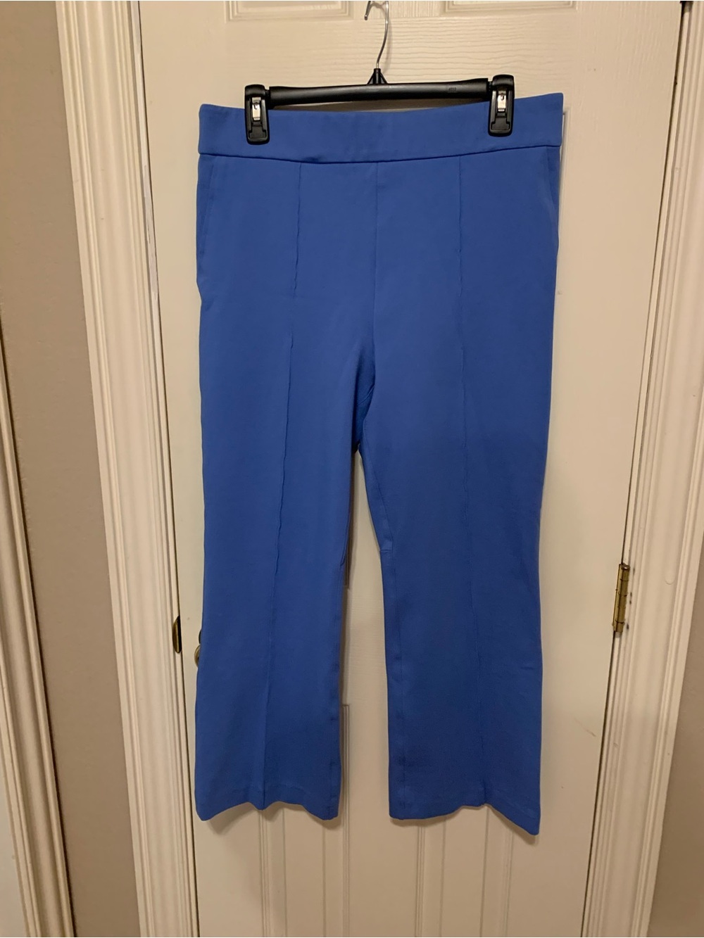 SPANX Supersmooth Perfectfit Ponte Flare Pant with Pintuck not XL More of a Med